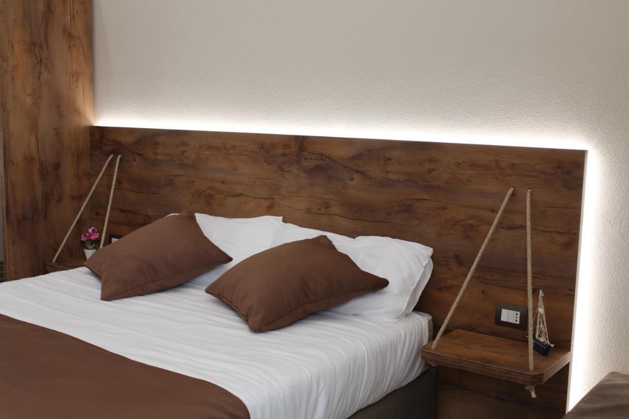 Arsenale Porto Bed & Breakfast ปาแลร์โม ภายนอก รูปภาพ