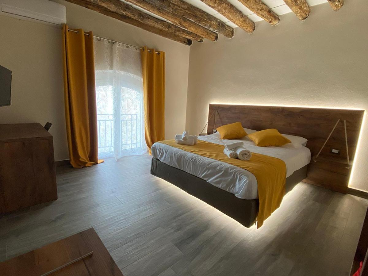 Arsenale Porto Bed & Breakfast ปาแลร์โม ภายนอก รูปภาพ